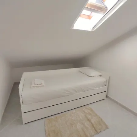 Sunset Balcony Duplex Apartment Alcochete